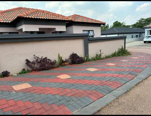 3 BEDROOM HOUSE FOR SALE IN AMANDASIG